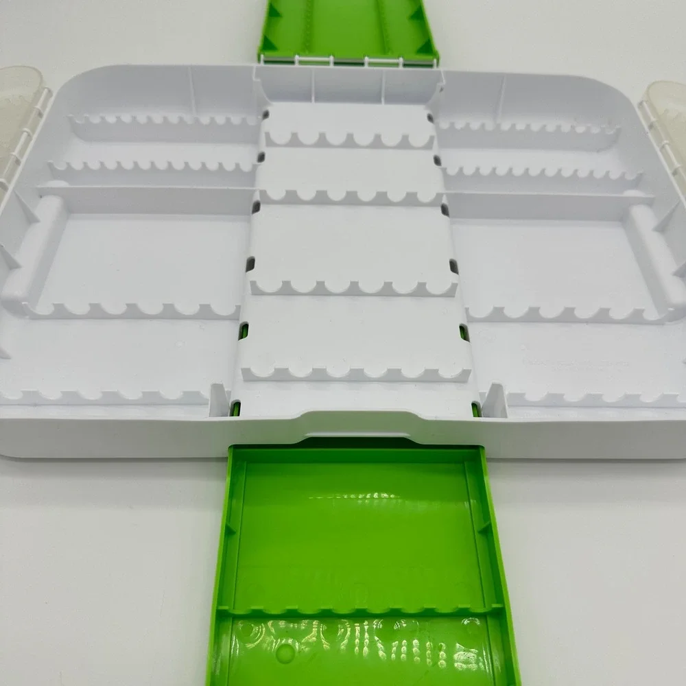 Crayola‎ Marker Storage Case White Green Clear Plastic Organizer